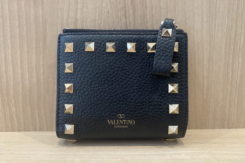 VALENTINO<br>ロックスタッズ<br>財布