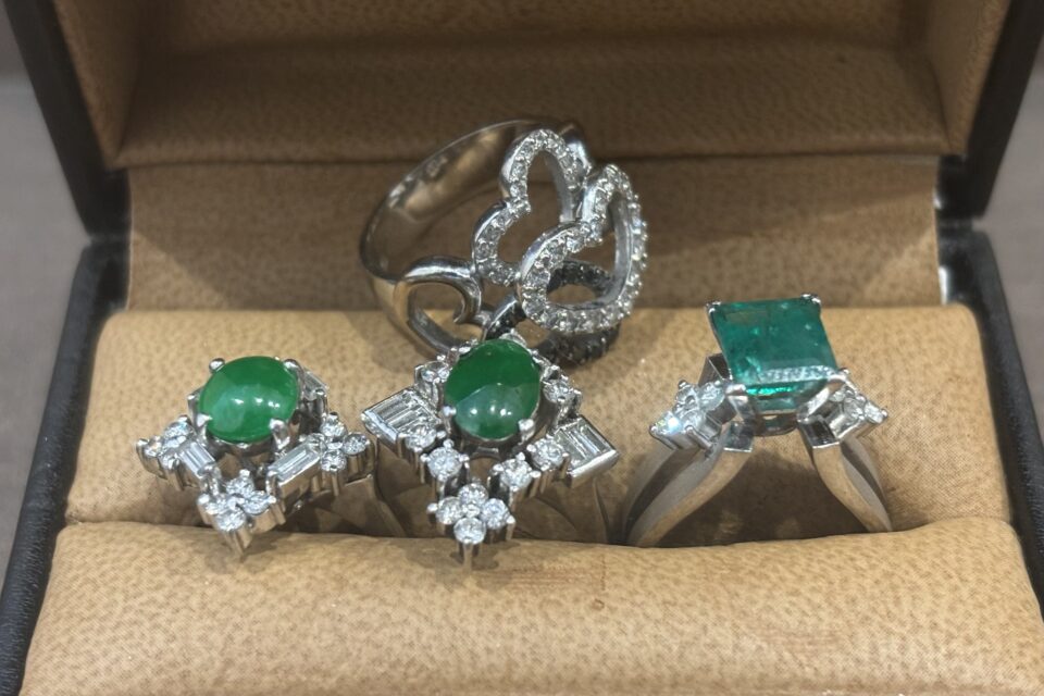 宝石<br>貴金属<br>ジュエリー