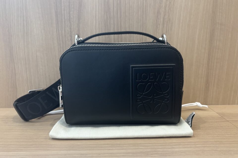 海外限定スパイク販売 LOEWEロエベカメラバッグ 円山質店 – ミニ バッグ
