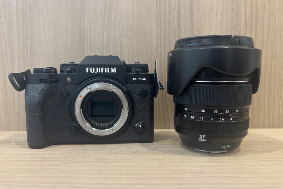 富士フイルム<br>ﾐﾗｰﾚｽ一眼ｶﾒﾗ<br>X-T4 レンズキット