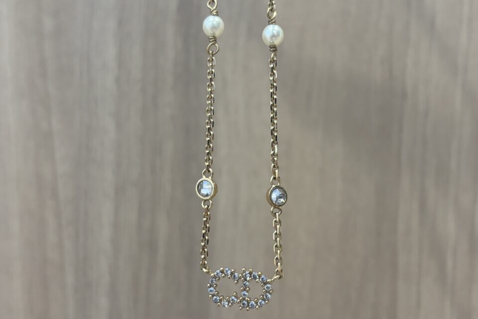 ディオール<br>ネックレス<br>ロゴ