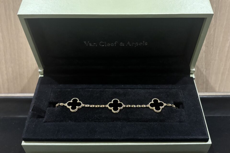 Van Cleef &Arpels<br>アルハンブラ<br>ブレスレット